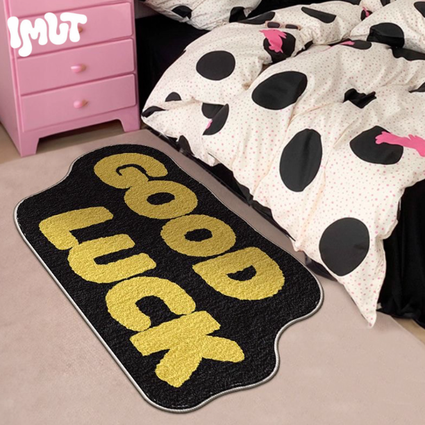“Good Luck” Text Rug