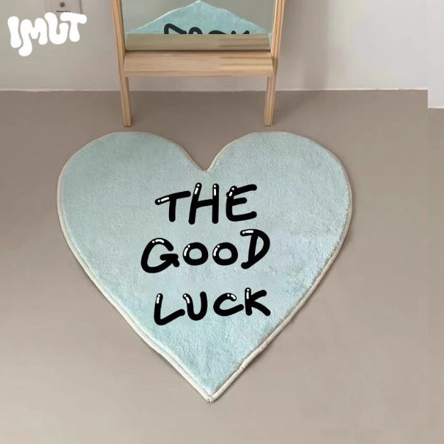 “The Good Luck” Heart Aesthetic Rug